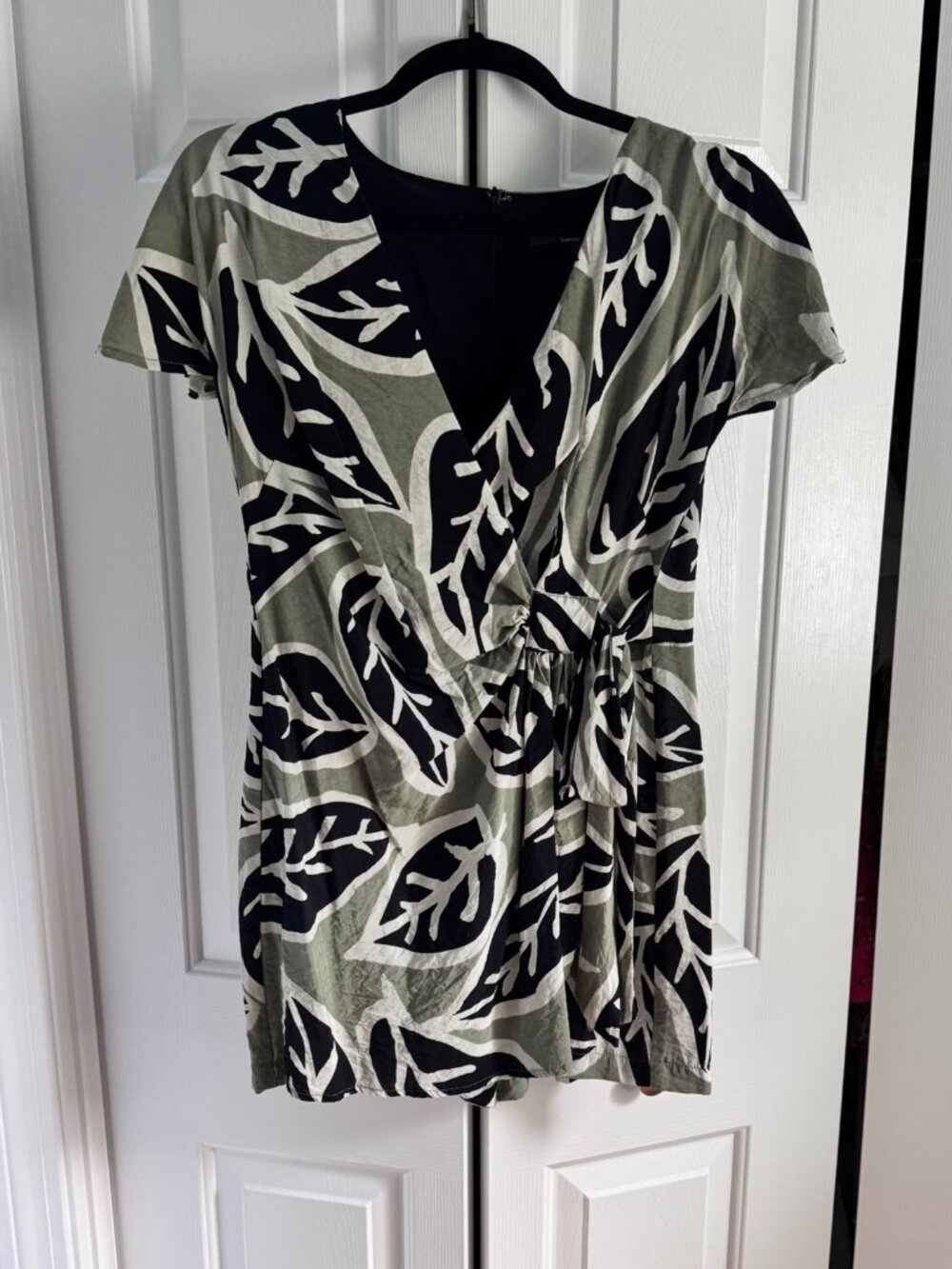 Eva Franco Becca Sage Green Leaf Rompers Size 2